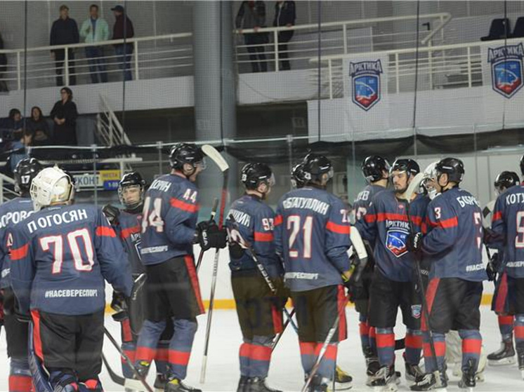 Хоккеисты «Арктики» обыграли команду Чехова «Гранит» со счетом 3:1