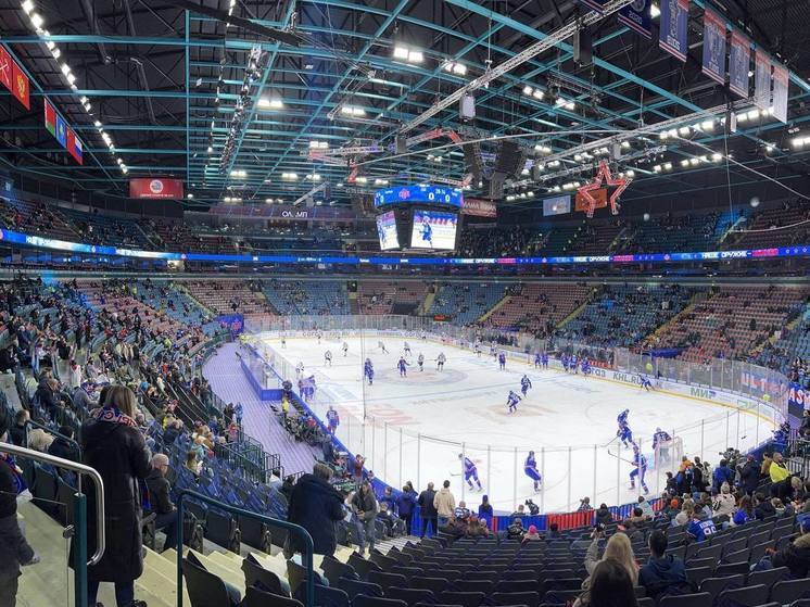 «Сибирь» выиграла СКА в хоккейном матче со счетом 2:1 в «Ледовом дворце»