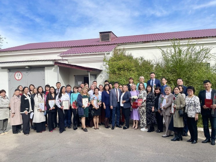 30 сотрудников Центра гигиены и эпидемиологии в Бурятии удостоены наград
