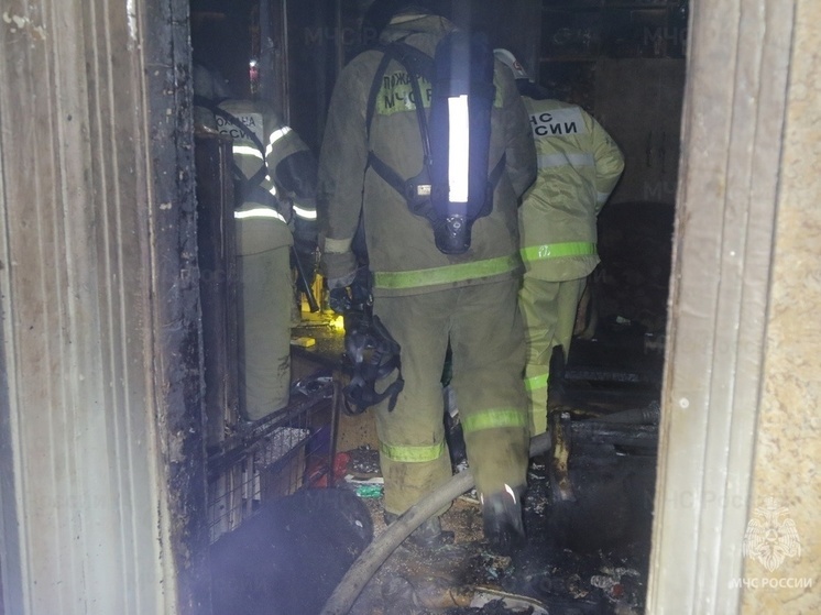 В Смоленске на улице Седова пожар уничтожил комнату в квартире