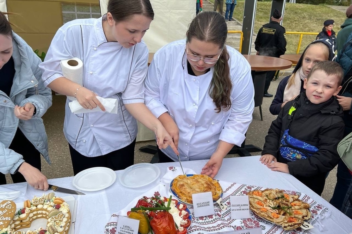 В Костроме прошел фестиваль национальных культур «Киш-миш» - МК Кострома