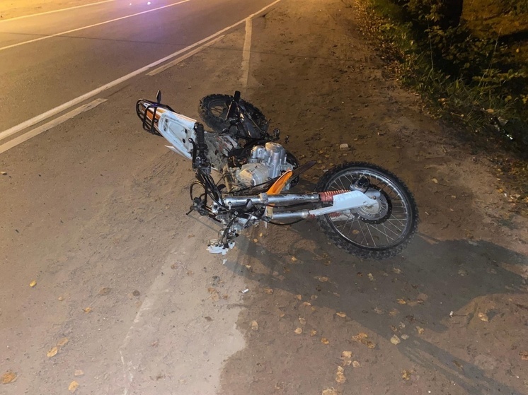 В Тверской области столкнулись внедорожник и мотоцикл