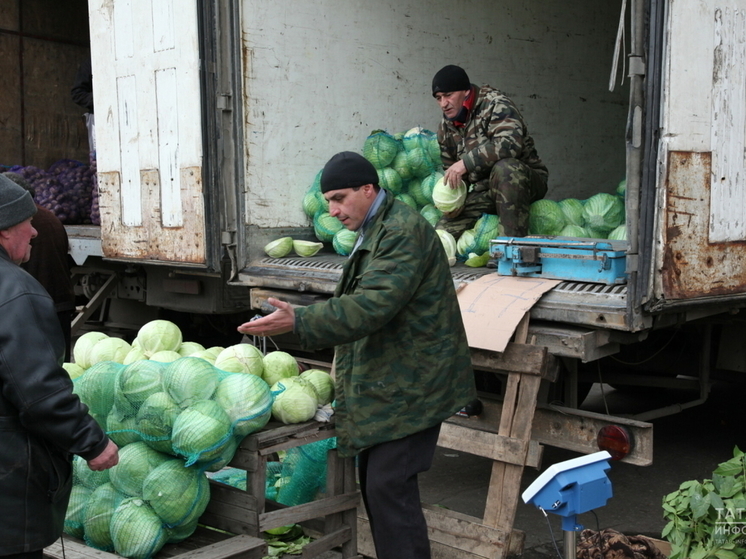 На улицах Казани стало на 71 процент больше нелегальных торговцев
