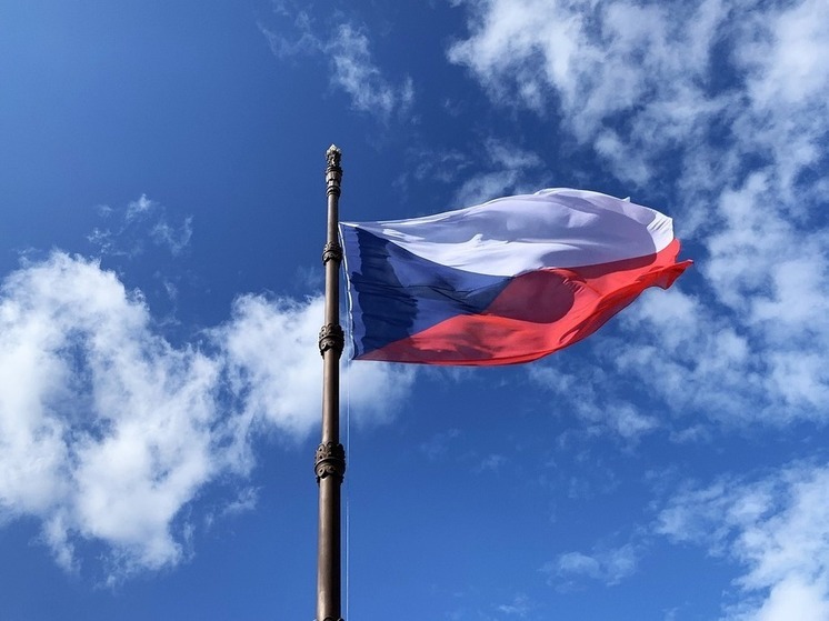 Чехия подтвердила запрет на прилет россиян в страну