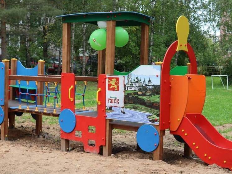 В Тверской области в 29 детсадах установили игровые комплексы