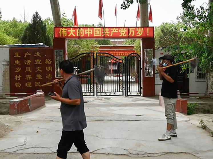 Уйгурские деревни Китая скрывают свои секреты после репрессий в Синьцзяне
