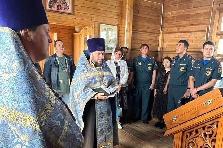 В Калмыкии пожарные поклонились своей «профессиональной» иконе