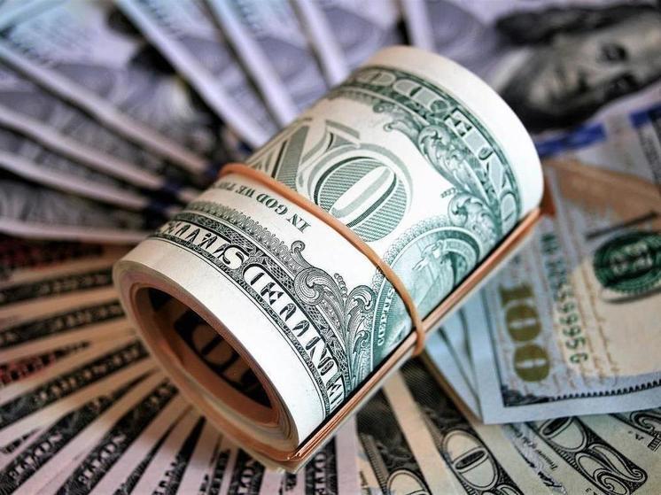 Государственный долг США впервые перевалил за $33 трлн