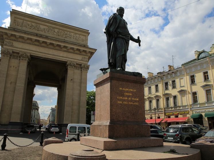 Синоптик Колесов пообещал петербуржцам возвращение тепла в город