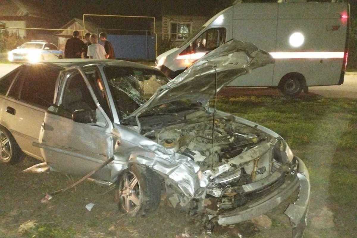 В Воронежской области после ДТП в больнице оказались 24-летний парень и 45-летняя автоледи