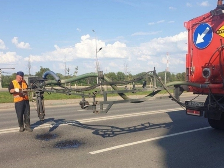 В Нижнем Новгороде по просьбам жителей города отремонтировали дороги и стелу