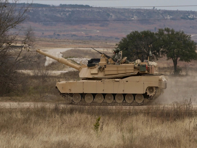 Шеф Пентагона заявил о скорой передаче Украине танков Abrams