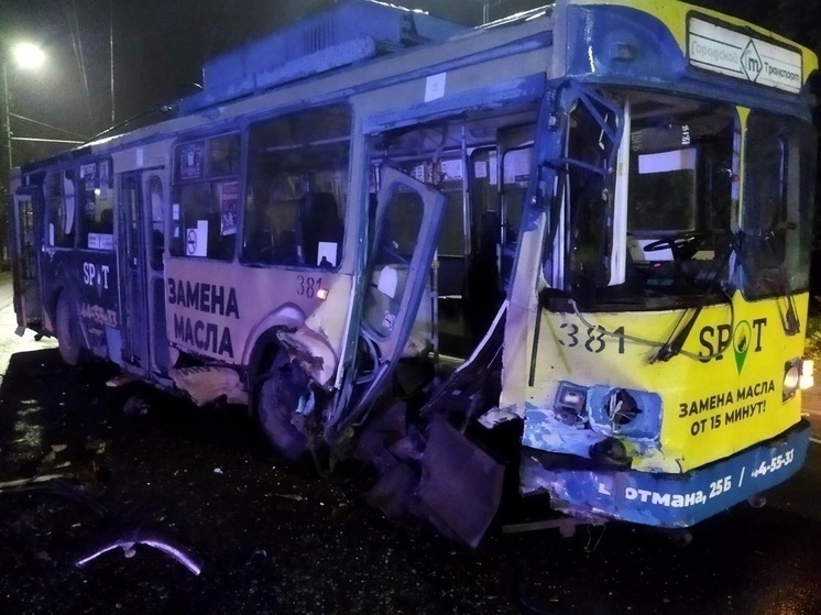 Следком заинтересовало ДТП с троллейбусом в Петрозаводске, где пострадал ребенок