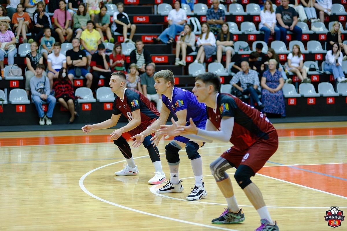 Volleyball players from Tekstilshchik beat Obninsk in a friendly tournament