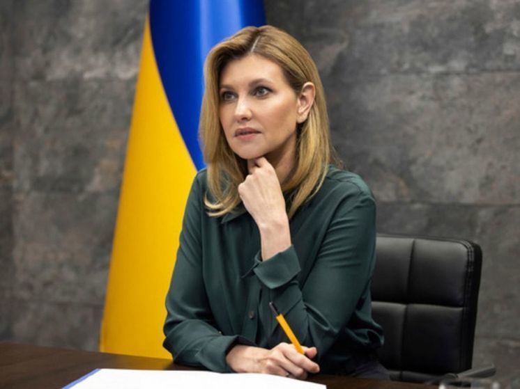 Красная и дерганая: мимика Елены Зеленской в ООН выдала проблемы Украины