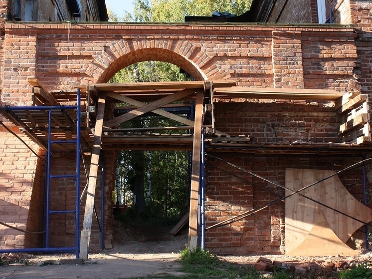 В Кирове восстановлена арка Вятского кремля
