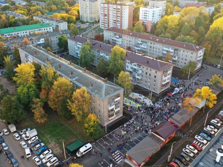 Радий Хабиров показал обновленный двор, в котором рос Герой России Максим Серафимов