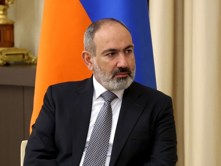 Пашиняна заподозрили в желании окончательно отколоть Армению от России