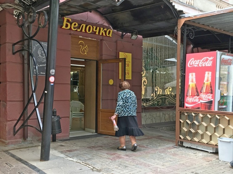 Бессменной директрисе магазина "Белочка" на проспекте Столыпина исполнилось 100 лет