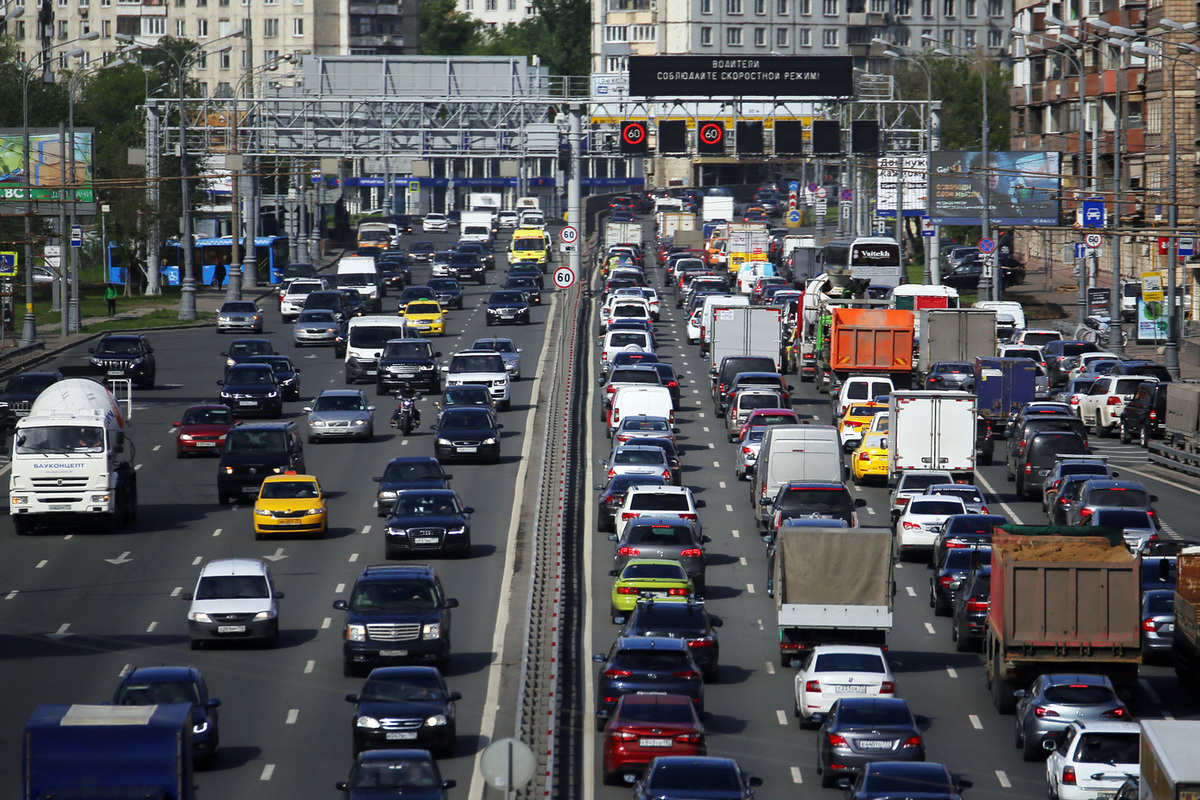 В Подмосковье за неделю эвакуировали более 3 тысяч автомобилей - МК Московская  область