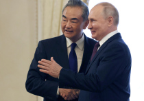 Глава МИД Китая Ван И провел в России целых три дня
