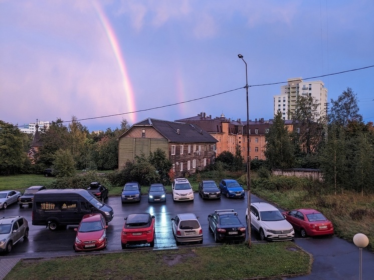 Яркая радуга порадовала жителей Карелии после шторма