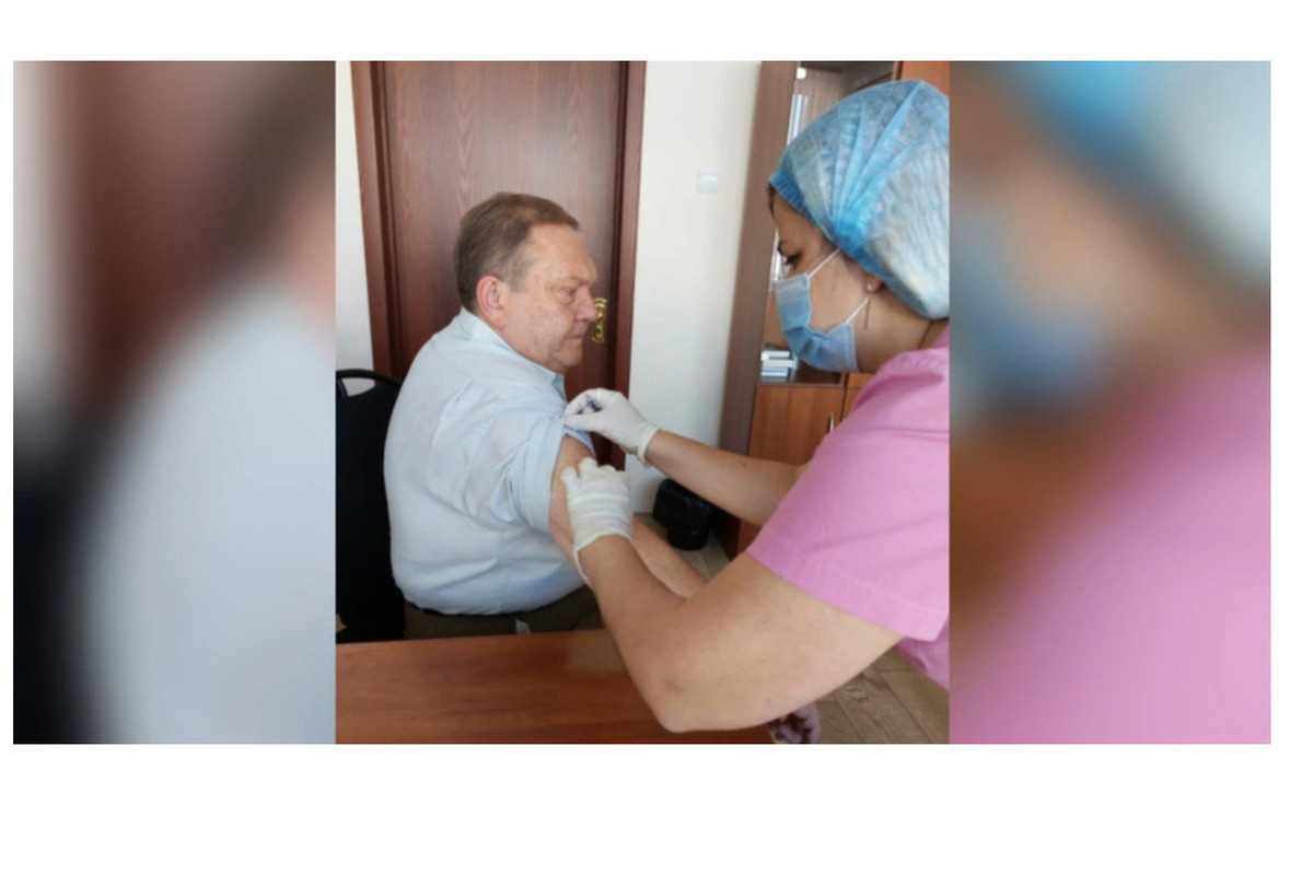 Замгубернатора и вице-губернатор 33 региона вакцинировались от гриппа