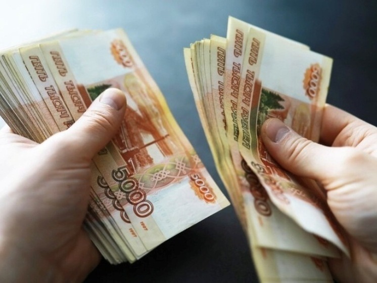 Курьера телефонных мошенников задержали в Моршанске