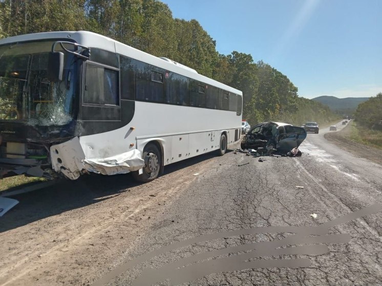 Смертельное ДТП с автобусом произошло между Орловкой и Анучино в Приморье
