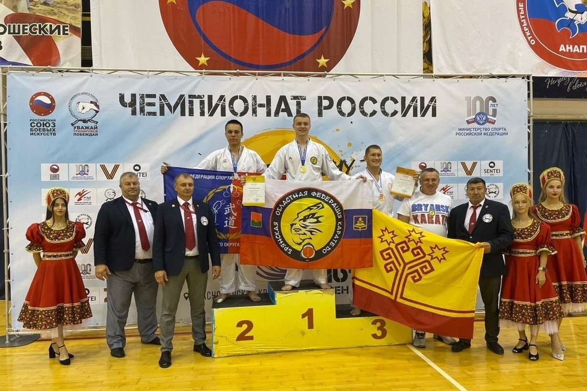 Брянские каратисты вернулись с медалями с Чемпионата России