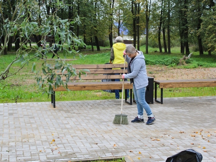 Кардымово прихорашивается перед праздником