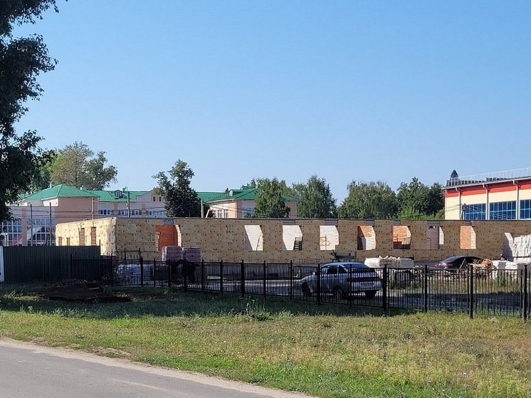 К концу года в Юрине сдадут новое здание поликлиники