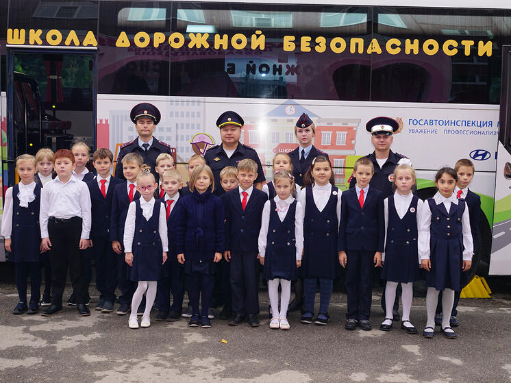 21 сентября Рязань посетил автобус-тренажёр «Школа дорожной безопасности»