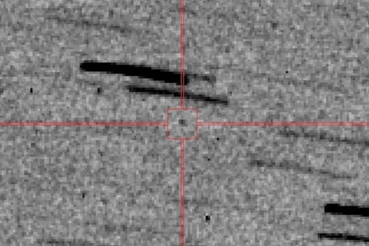 The telescope captured a station flying towards Earth with samples from an asteroid