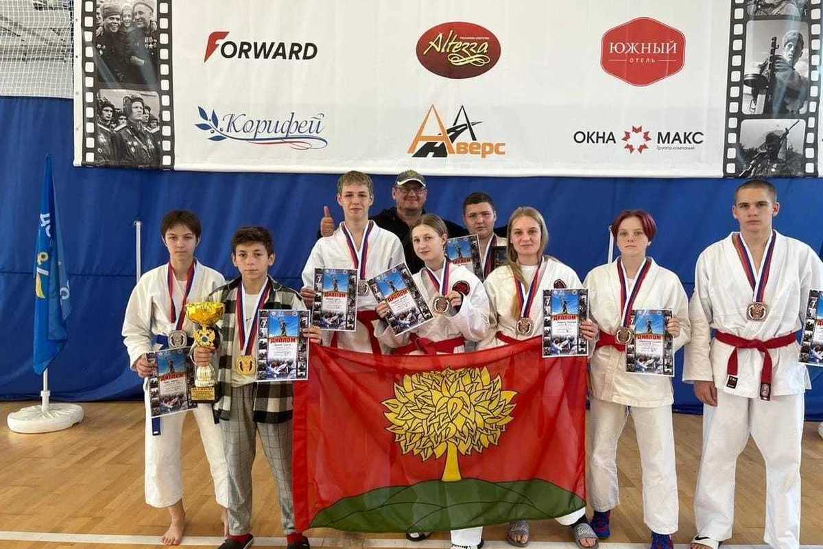 Lipetsk wrestlers won 16 medals in hand-to-hand combat