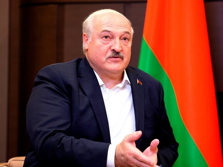 Лукашенко: Запад начал «сливать» Зеленского