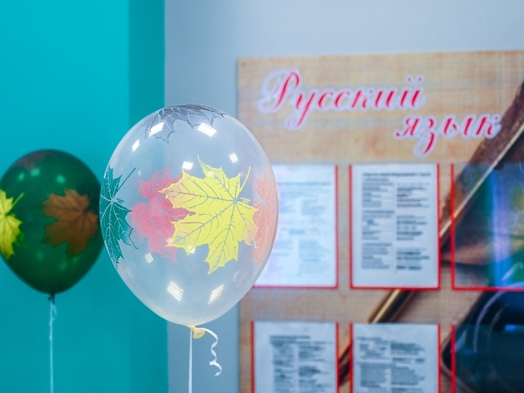 Шестеро уральских учителей стали финалистами конкурса «Учитель года России»