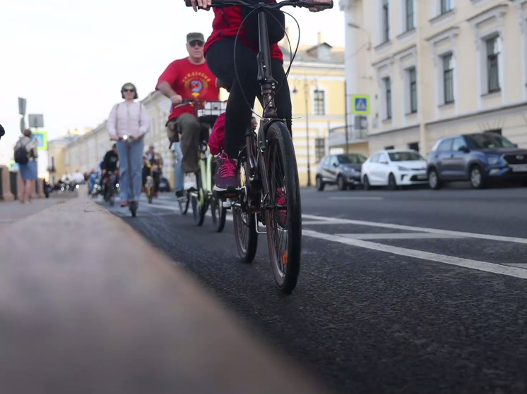 В Петербурге «На работу на велосипеде» 22 сентября отправилось больше 500 человек