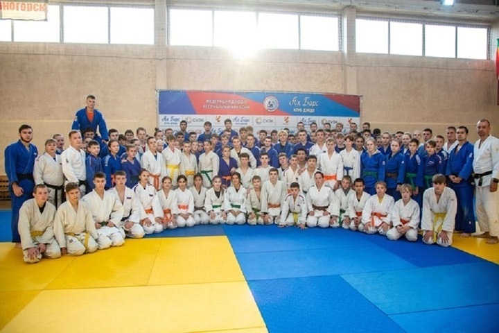Khakassia judo team held training in Chernogorsk