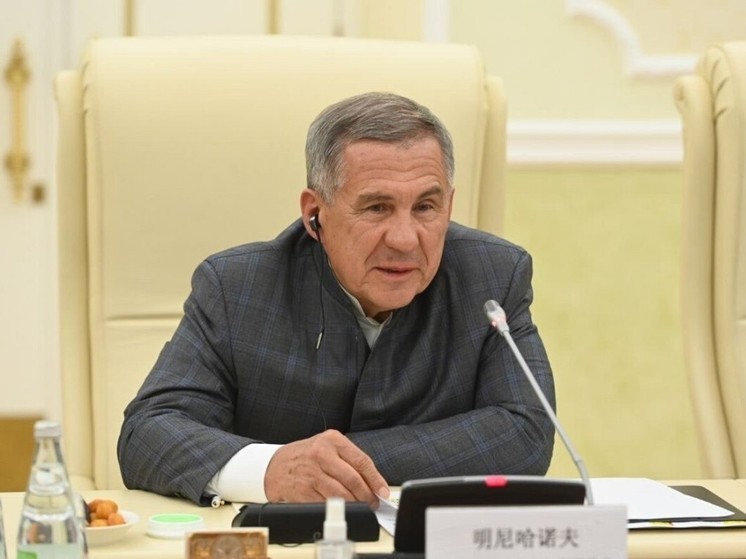 Представитель делегации FAW пригласил Минниханова посетить завод компании в Китае