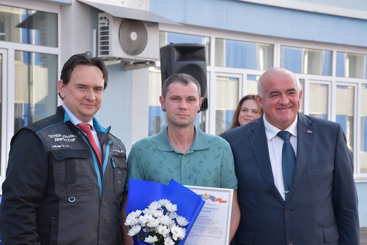 Костромской губернатор поздравил работников ОАО «ЦВЕТ» с Днем машиностроителя