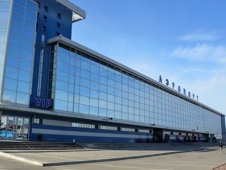 В Иркутском аэропорту сняли с рейса пьяного чебоксарца