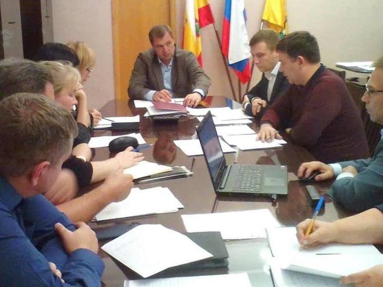В Рязани выделят дополнительные средства на аренду техники для вывоза снега