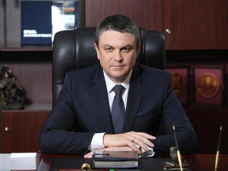 Леонида Пасечника избрали главой Луганской Народной Республики