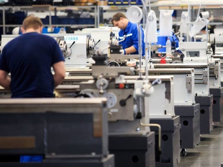 Пензенских машиностроителей поздравили с праздником