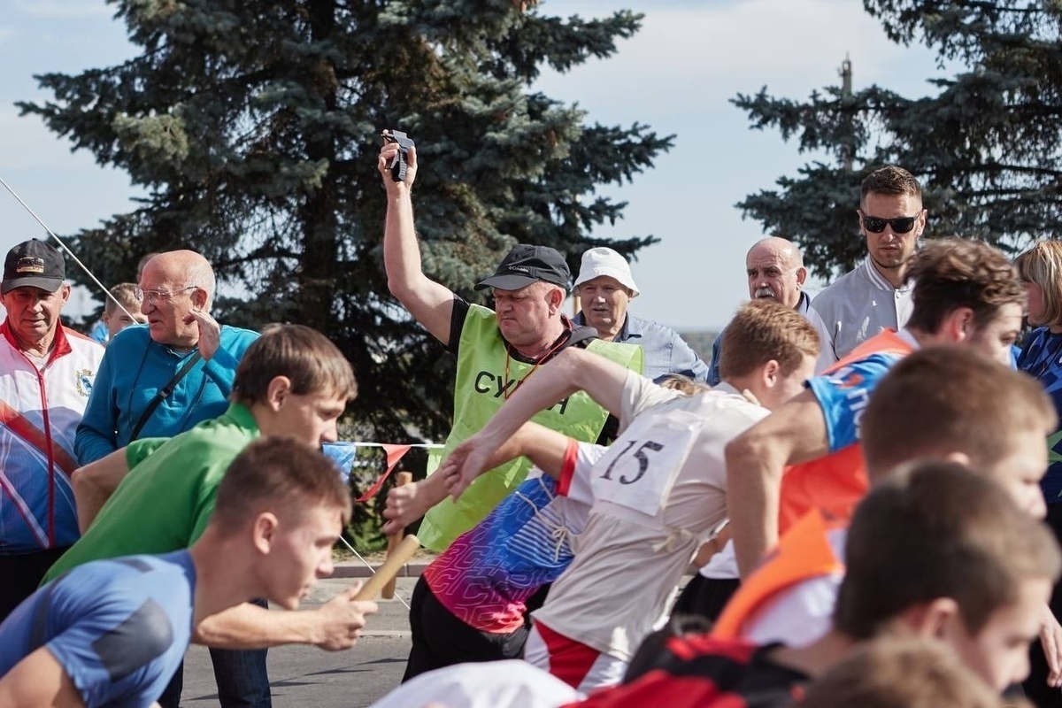 В честь 991-й годовщины в Курске состоялась легкоатлетическая эстафета