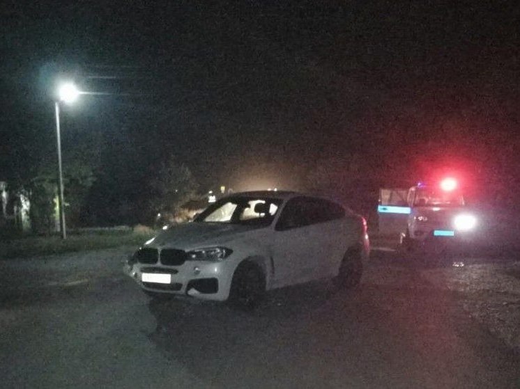 На Ставрополье женщина-водитель насмерть сбила пешехода, второй в реанимации