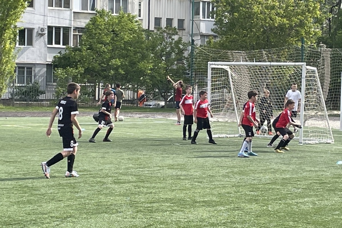 The leaders won in the second league of the Simferopol district football championship