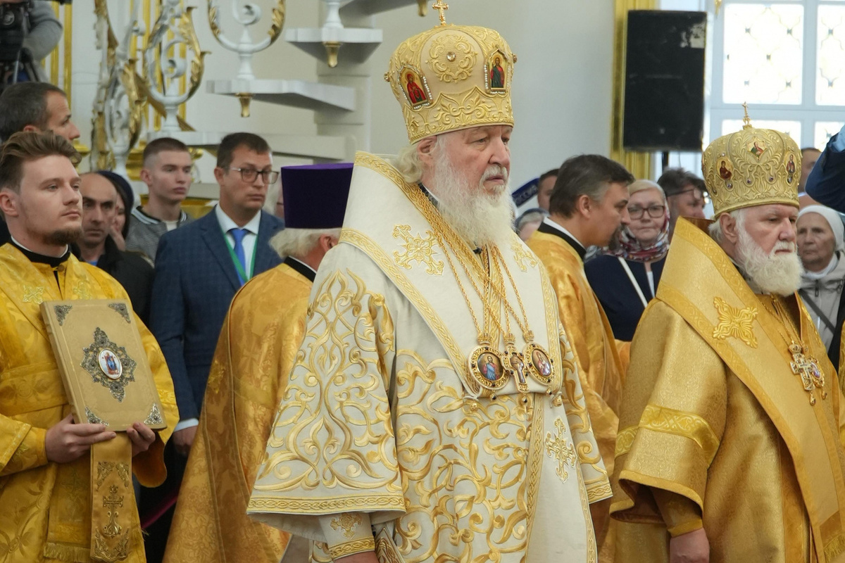 В Костроме Патриарх Кирилл освятил храм и отметил активное развитие региона