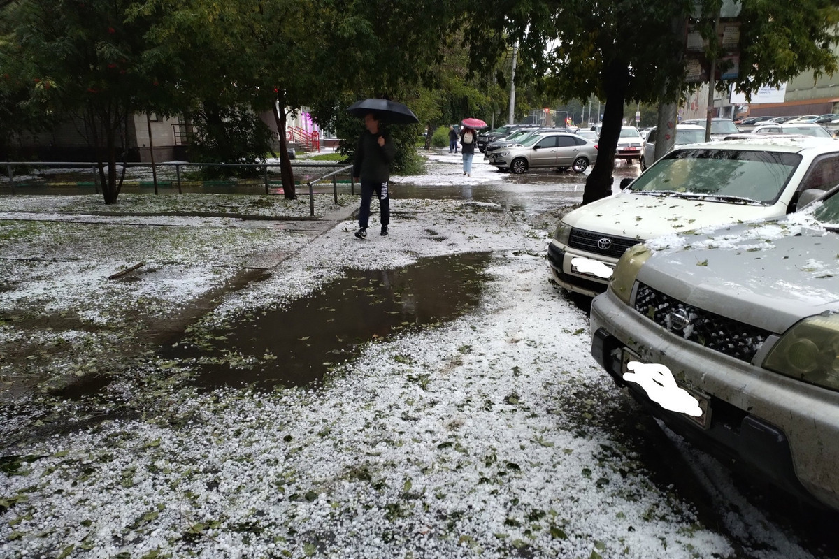 В Томске утром 25 сентября пошёл снег